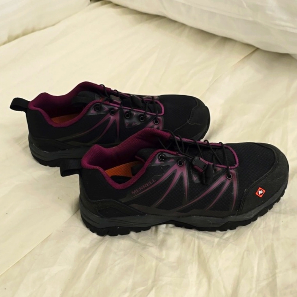 Merrell work and safety shoes, new unboxed. Black/purple